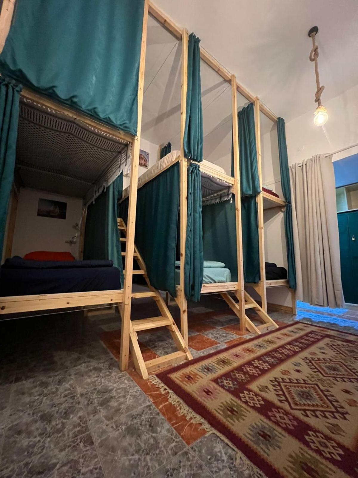 Mango Haus Hostel Aqaba Exterior photo